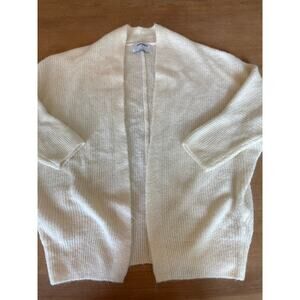 Old Navy Layering sweater soft creamy wing sleeve M/L